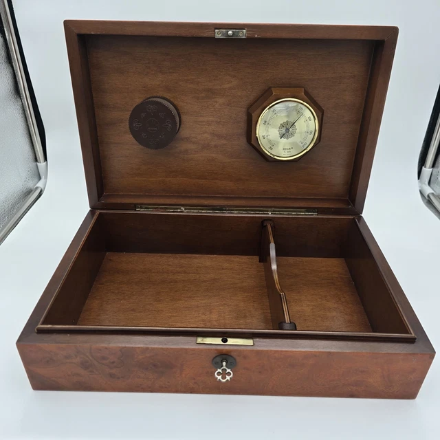 Boîte à Cigares XIXe Siècle - Loupe De Thuya Et Bois Noir - Décorative