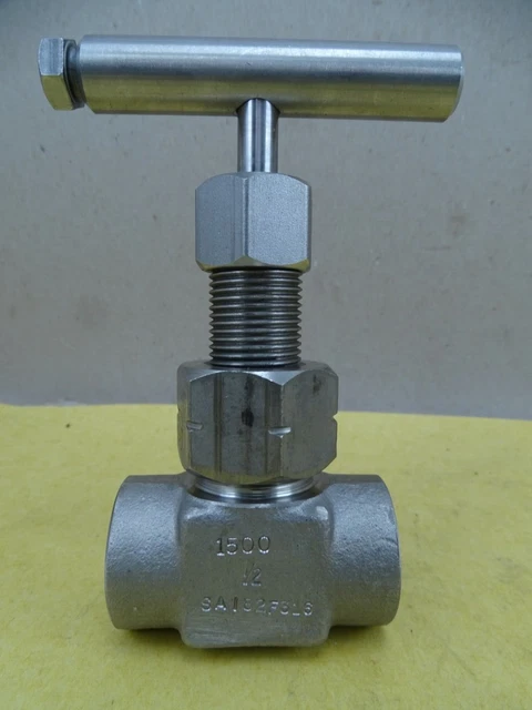 Dragon Globe Valve 1/2" FNPT 1500# F316, 500F057