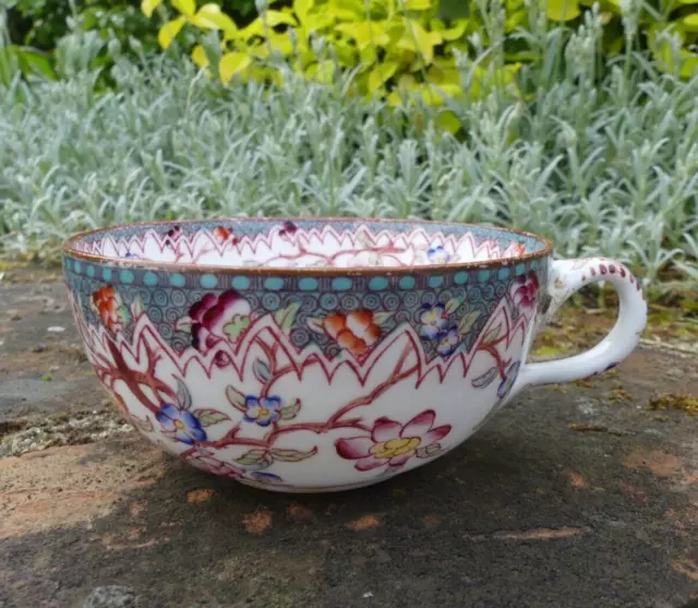 Sarreguemines TASSE en porcelaine décor MINTON'S, très bon état d'usage D. 9,2cm
