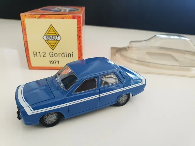1:43 Renault 12 Break Assistance Course 1973 Bleu Blanc Rouge Fabriqué 1:43 Renault 12 Break Assistance Course 1973 Bleu Blanc Rouge Fabriqué