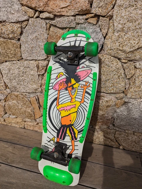 SKATEBOARD Vintage Fluo sport Planche à roulettes. Années 80