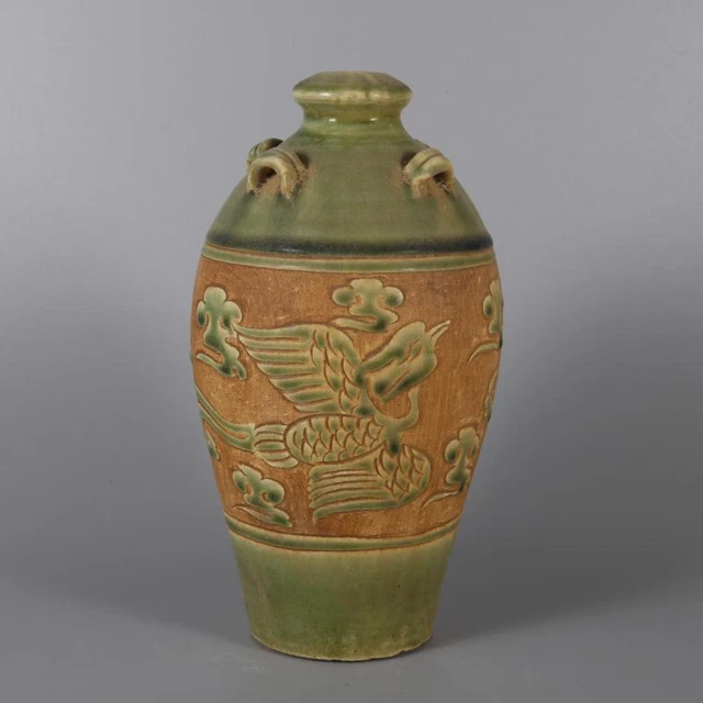CHINESE PORCELAIN SONG Dynasty Jizhou Kiln Green Glaze Phoenix Vases 9.