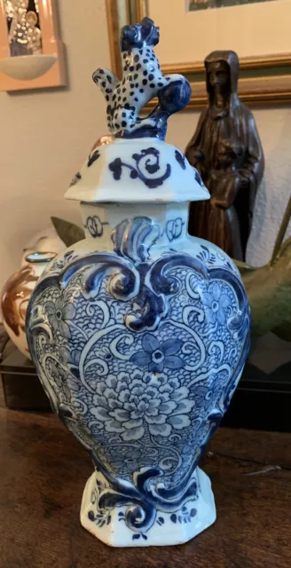 Vase couvert potiche faïence de Delft  décor chinoisant 18Th Lampetkan