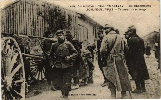 CPA AK Militaire - Somme-Suippes - Troupes de passage (697668)