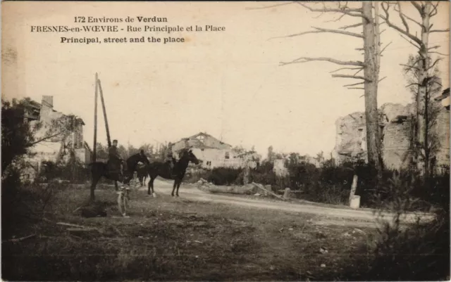 CPA Fresnes-en-woevre - Main Street and Square (118853)