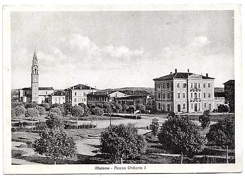 CARTOLINA DI UDINE ,MAIANO - MAJANO - PIAZZA UMBERTO I°  viaggiata 1951 - FRIULI