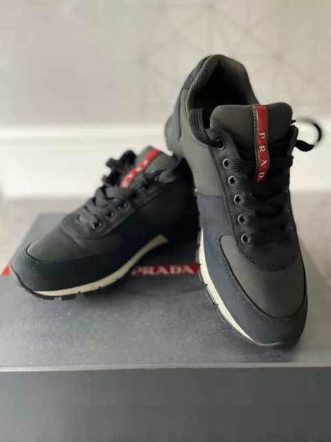 Scarpe deals basse prada