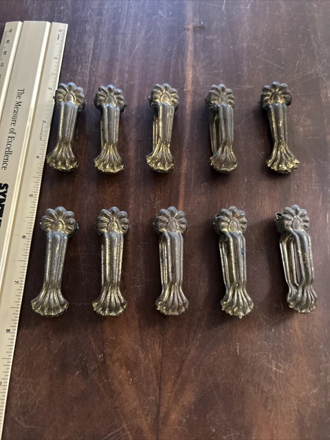 10 Vintage Antique Cafe Curtain Rod Ring Clamp Clip Ornate Brass Clam Shell