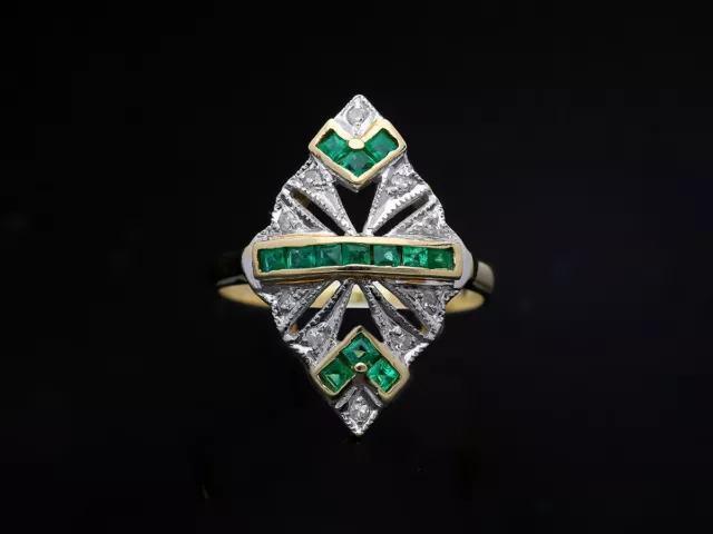 antiker Ring Diamanten Smaragde 585 Gold 14 Karat Wert: 2.000,- EUR