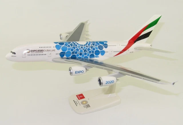 Singapore Airways A380 Modellflugzeug 1:400 – Aus Metalllegierung, 6,3 Zoll, Mit Ständer, Sammlerstück