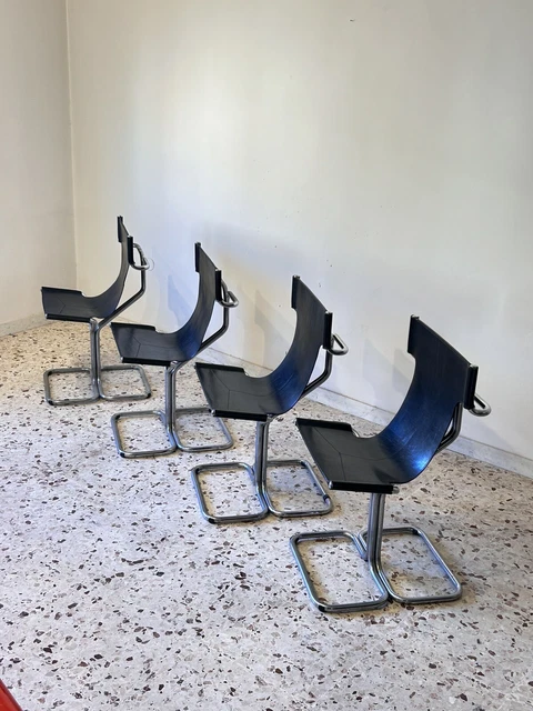 Set of 4 Chairs Mod. TOPOS designed by GRUPPO DAM for BUSNELLI, Italy, 1970.