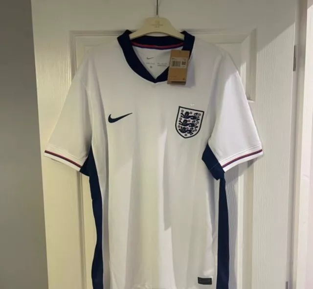 England Euro 2024 BNWT Football Shirt, M/L/XL/XXL UK seller - Same day dispatch