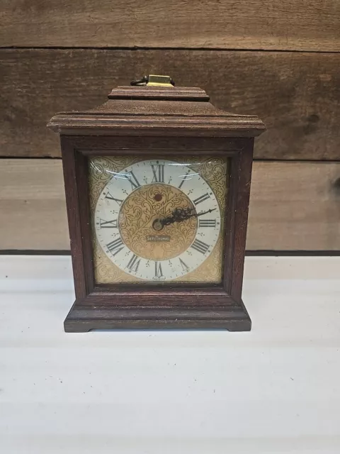 Vintage Clock~Seth Thomas Electric Desk Clock