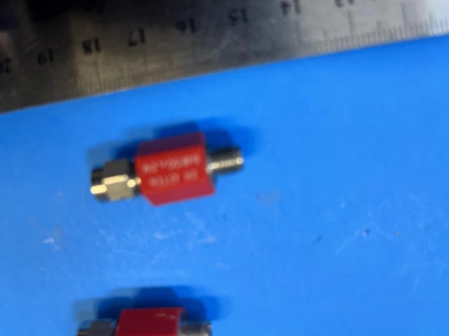Atténuateur Tektronix 011-0059-02 – 10x, 50 Ohm, 2W, Occasion Bon état