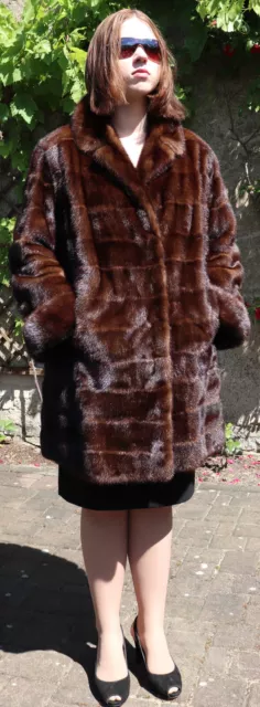 Manteau de Fourrure Vison Veste Querfellig Extra-Large Mode Féminin Braun