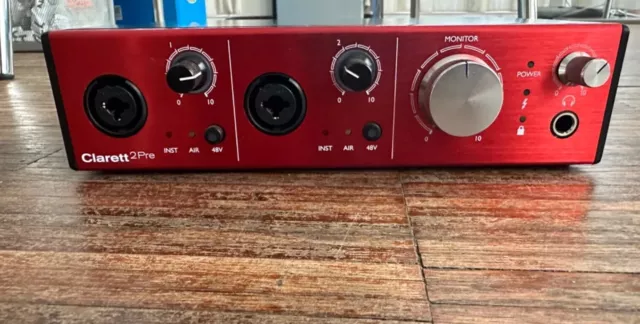 Focusrite  Clarett 2 pre