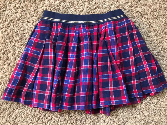 TOMMY HILFIGER ~ Girls Outfit ~ Skirt Sweater ~ Size 12 4
