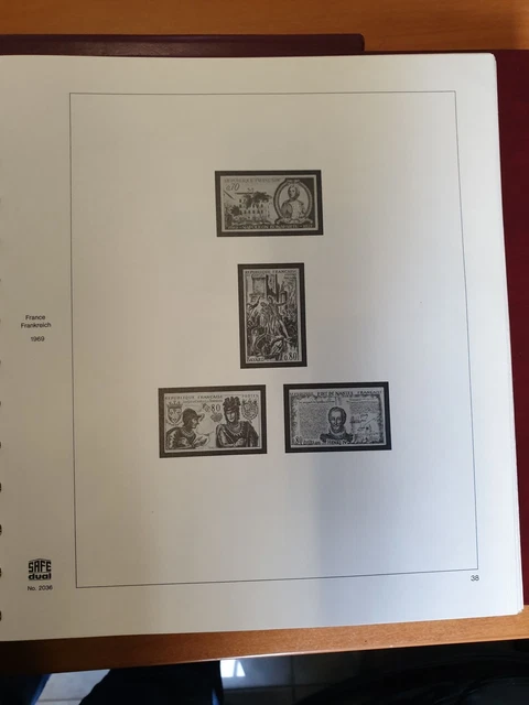 Poste du Vatican, la première série de timbres du Pape Léon XIV enfin