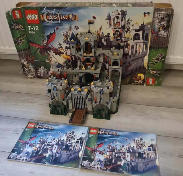 LEGO Castle King's Castle Seige Set 7094 Fantasy Era