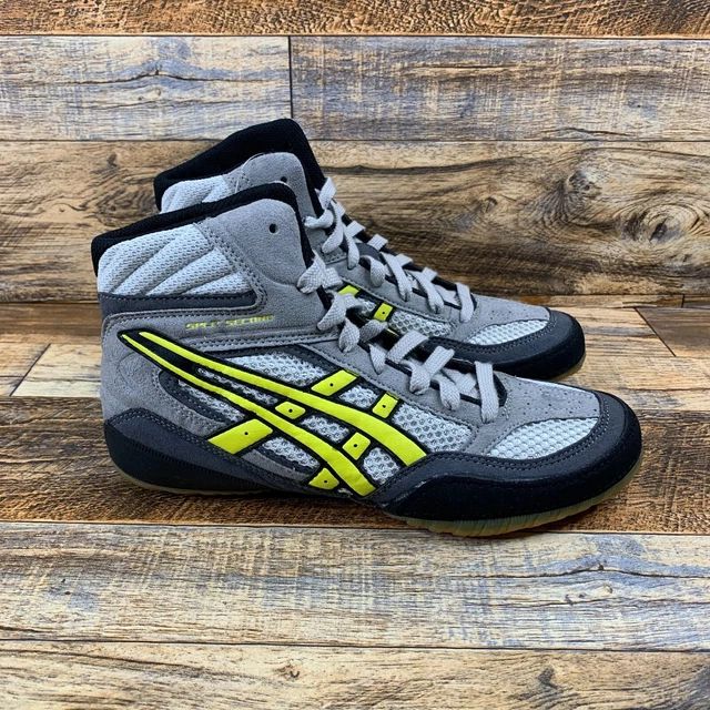 Asics split deals second wrestling shoes
