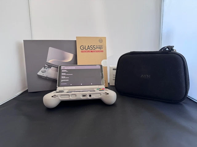 新品、未使用 AYN THOR PRO 12GB/256GB RAINBOW AYN Thor Pro 12GB