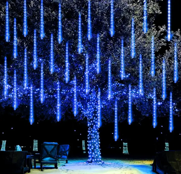 LED 6m Iron Frame Luces De Navidad Antique 2D Across Street Motif Christmas  Light - China Christmas Decoration, Christmas Lights