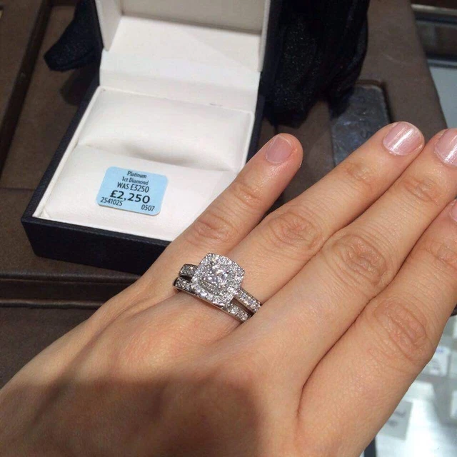 ERNEST JONES PLATINUM Carat Diamond Double Halo Bridal Set Size