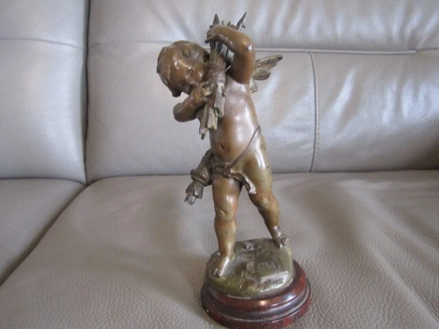 Statue Auguste Moreau