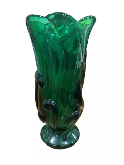 Fenton Emerald Green swirl vase! Great Condition, no chips or cracks 8 1/4” Tall