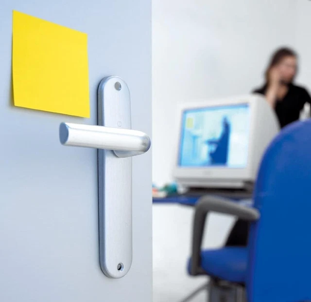 POST-IT SUPER STICKY Notes Cube 2028-SSCY Canary Yellow 76 mm x 76 mm ...
