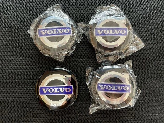 VOLVO XC60 II 246 Radkappen 3546923 2.40 Diesel 140kw 2015 21453251