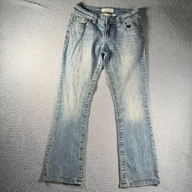 Maurices Pants Womens 5/6 Short Light Wash Blue Denim Casual Pockets Ladies