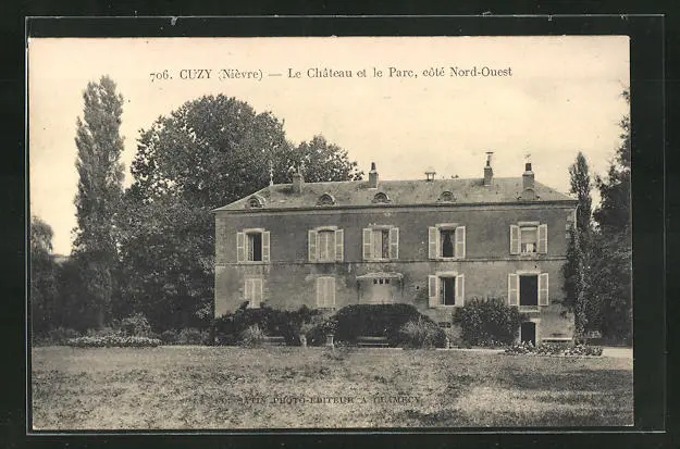 CPA Cuzy, Le Château et le Parc, Côté Nord-Ouest