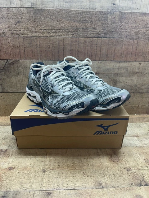 MIZUNO WAVE NIRVANA 3 Womens Size 9.5 Mesh White Silver Blue