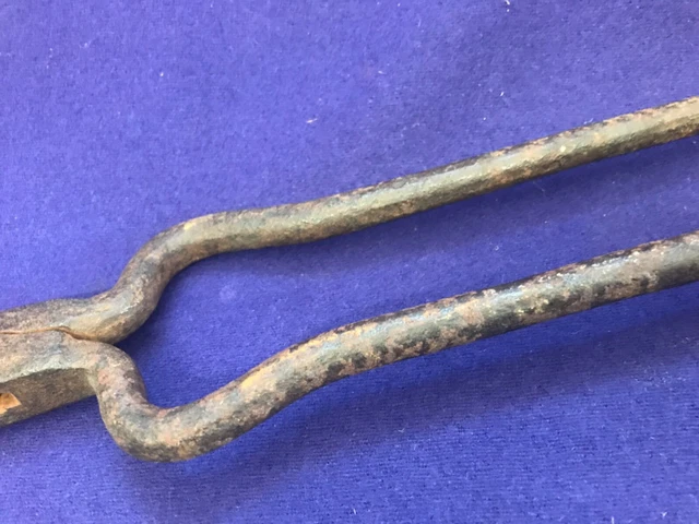ANTIQUE AMERICAN 19th CENTURY WROUGHT IRON FIREPLACE TONGS BLACKSMITH HAND MADE 3