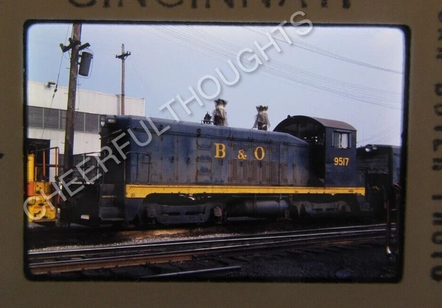 Original '81 Kodachrome Slide B&O Baltimore Ohio 9517 NW2 Cincinnati, OH   35M56