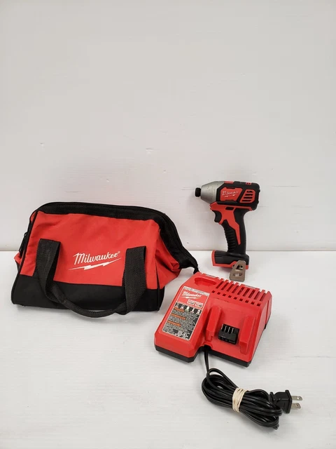 (40270-1) Milwaukee 2656-20 Drill