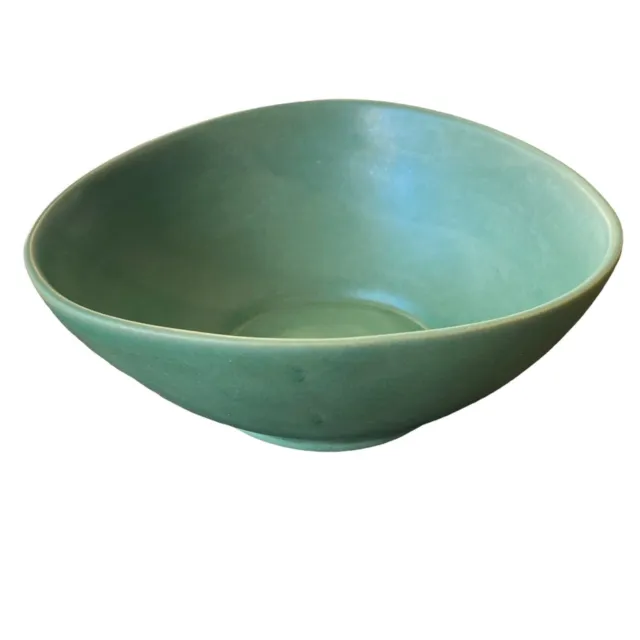 Royal Haeger Matte Green Pottery Triangle Bowl RG-37 USA Mid Century Vintage