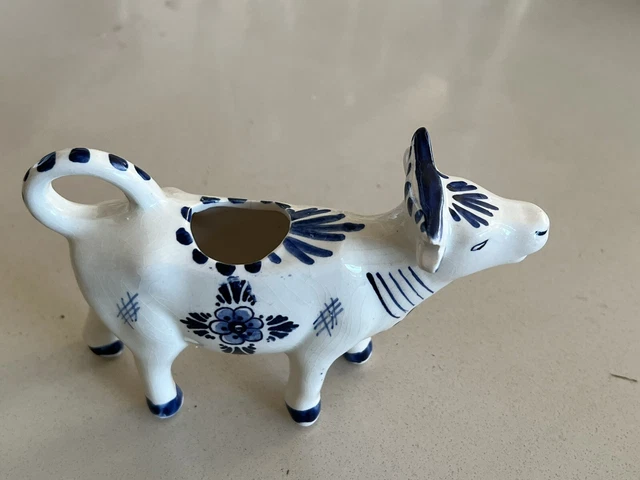 Vintage Holland DELFT Cow Creamer pourer