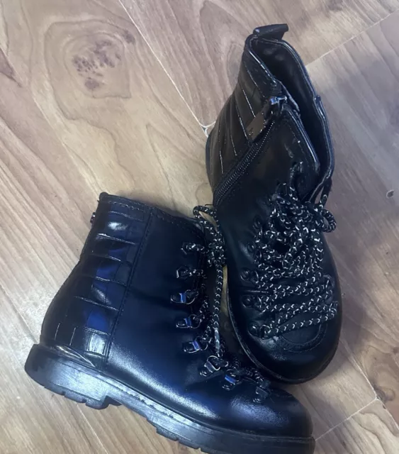 GIRLS UK JUNIOR Size 10 Black Leather Ankle Boots Ted Baker VGC 19.99 PicClick UK