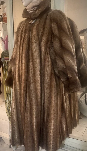 Manteau En Vison D'élevage Long - Roger Zerko - Taille 40 - Fourrure Marron - Fait Main En France