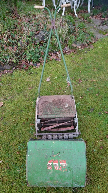 QUALCAST VINTAGE PUSH Mower Working 40.00 PicClick UK