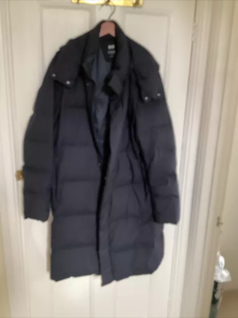 UNIQLO Navy Longer Length Down Padded Men’s Coat with zip off hood XL