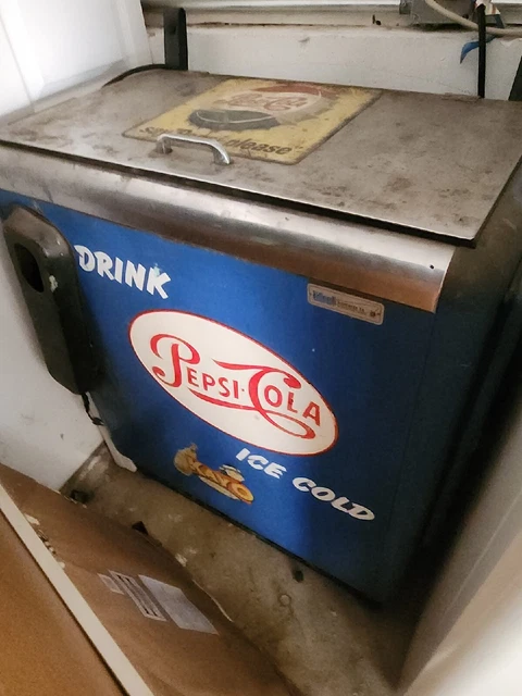 Vintage Ideal 85 Pepsi Cola Bottle Vending Machine