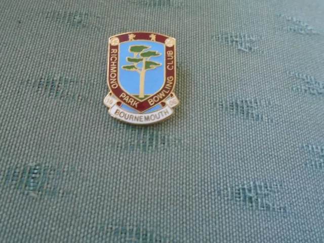 Richmond Park Bournemouth Bowling Club - Enamel Bowls Pin Badge