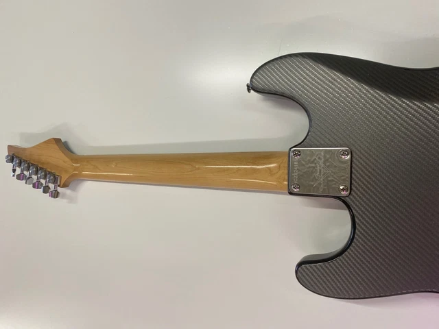 E-Gitarre SuperStrat ca 20 Jahre alt aber Hardware ist neu! ARIA II Tremolo 6