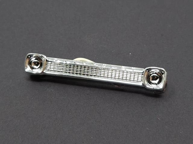 REVELL 1964 CHEVY Pickup Truck 1/25 Model 7613 - PARTS - GRILLE $8.95