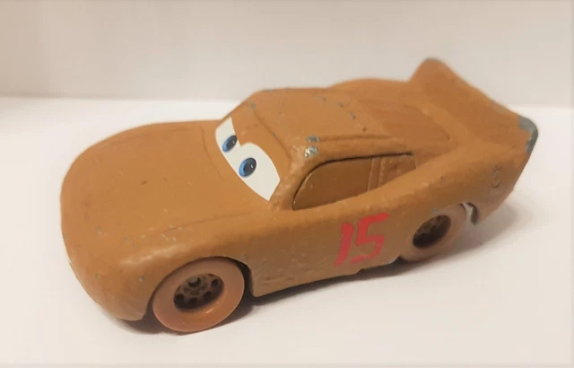 Voiture métal Mattel Cars Disney Pixar  Thunder Hollow Lightning Mcqueen Chester