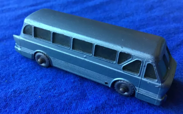 1960s Lesney Matchbox Moko No40 Leyland Royal Tiger Coach 1:87 die-cast model.