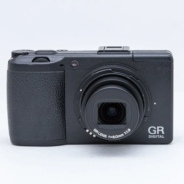 RICOH GR Series GR DIGITAL III 3 Digital Camera 10-Megapixel Black Digital Zoom